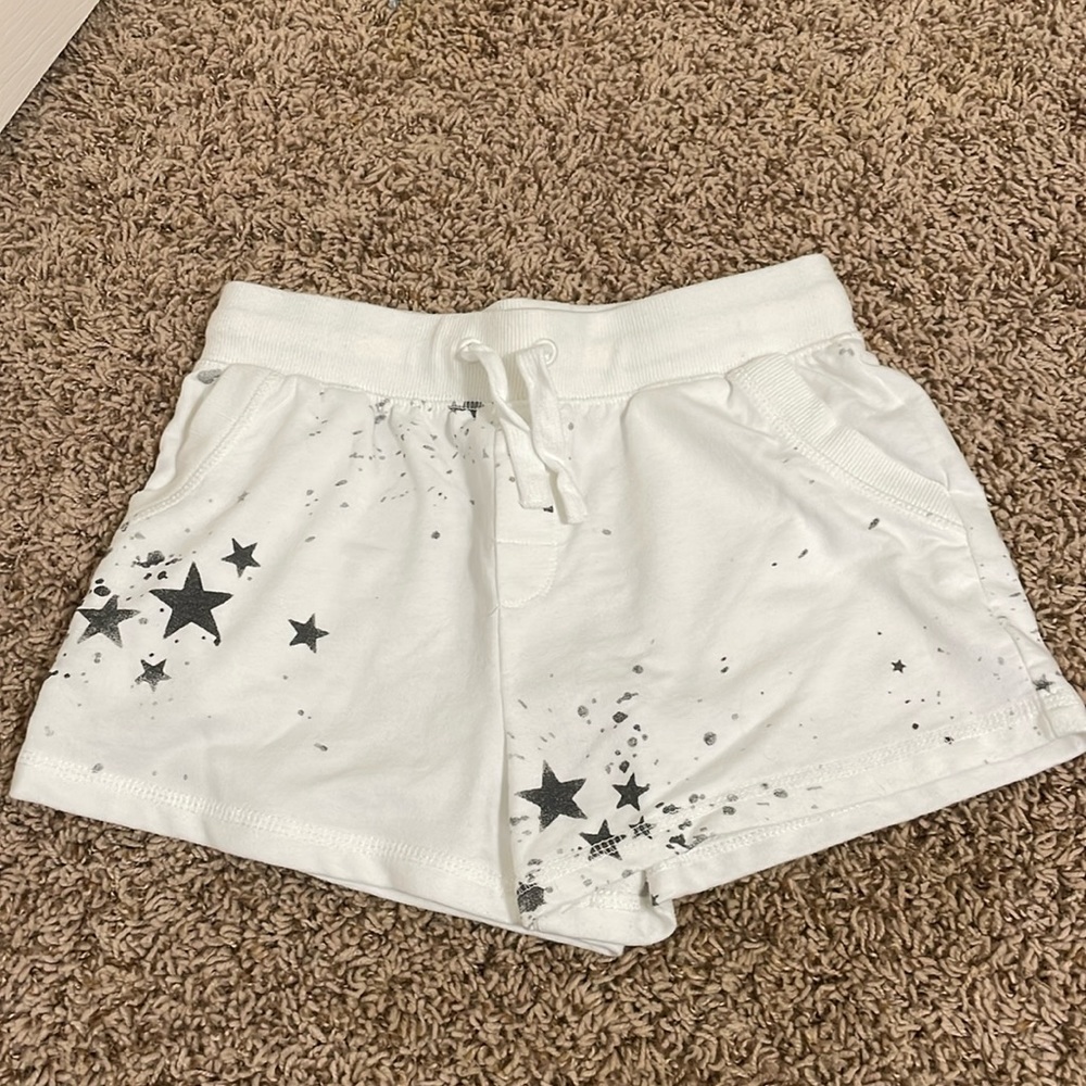 Zsupply white with black stars